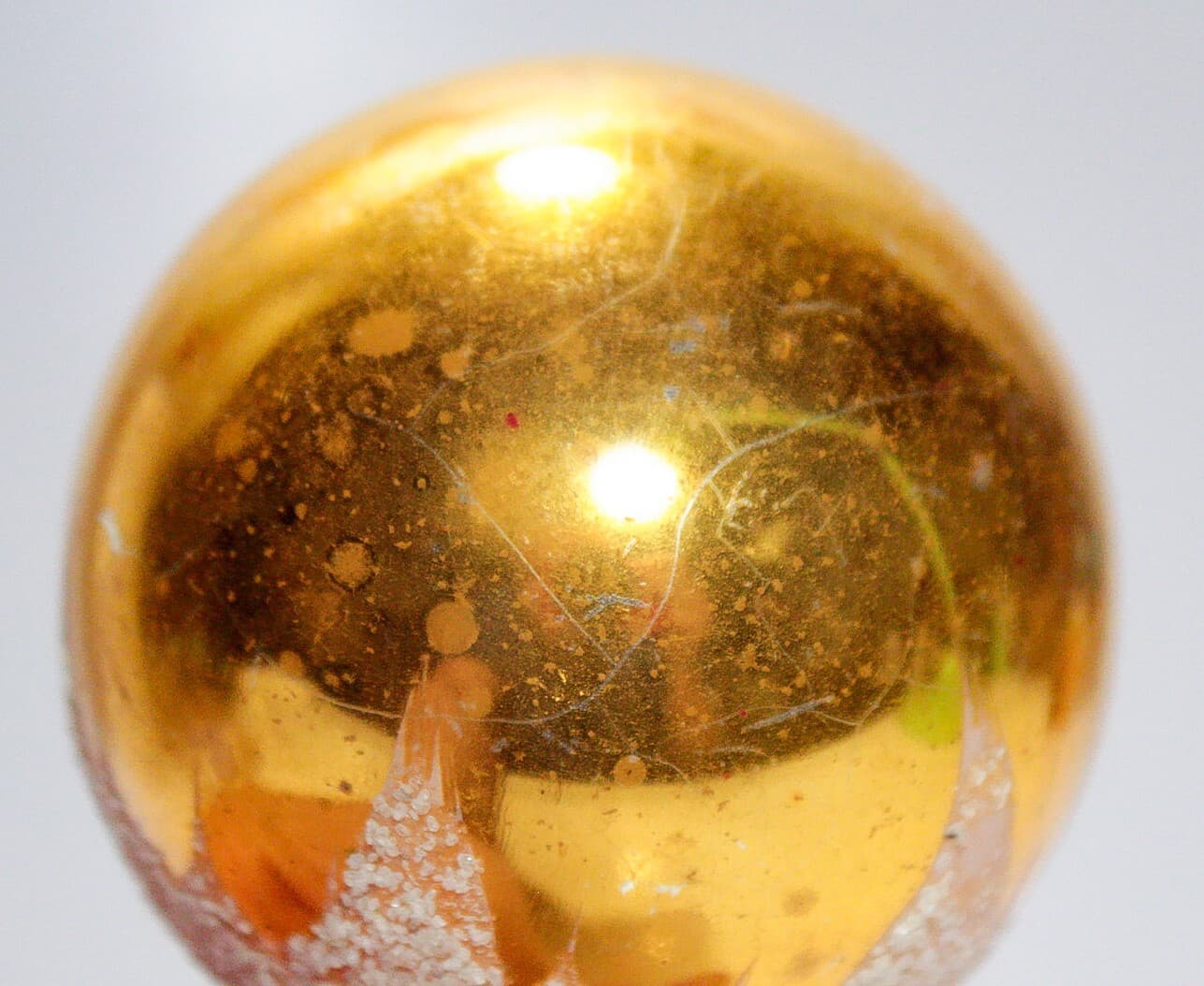 Vintage Made In Germany Mica Snowcap Design Glass Ball Yellow Christmas Ornament - Thumbnail 3