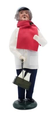 Byers' Choice 2004 Milkman With Crate & Bottles The Carolers Christmas Dollv - Image 1