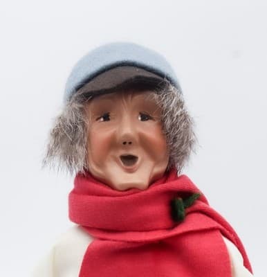 Byers' Choice 2004 Milkman With Crate & Bottles The Carolers Christmas Dollv - Thumbnail 2