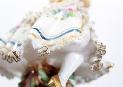 Hand Painted Italy Signed L. MOTTA Girl & Boy Porcelain Figurines Antique - Thumbnail 15