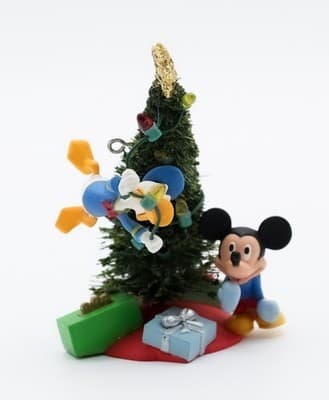 Hallmark Keepsake 2007 Trimming The Tree Mickey & Donald Christmas Ornament New - Thumbnail 5