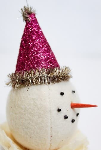 BETHANY LOWE Vtg Spun Cotton Folk Art Snowman Head Christmas Ornament Pink Hat - Thumbnail 3
