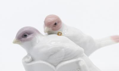 Lladro Retired Spain First Christmas Together Love Birds Porcelain Ornament 1992 - Thumbnail 2