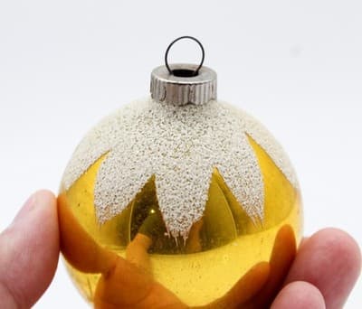Shiny Brite Vintage U.S.A. Mica Snowcap Gold Ball Glass Christmas Ornament - Thumbnail 2