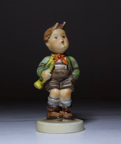 Vintage Hummel Goebel "Trumpet Boy" Hand Painted Porcelain Figurine - Thumbnail 6
