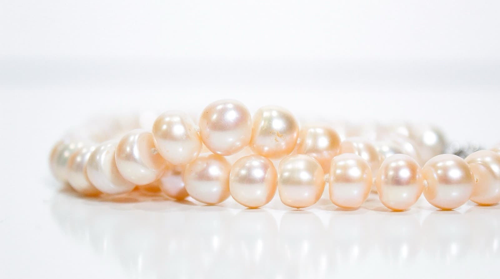 Hand Knotted Natural Freshwater Pearls Beaded Necklace 8-9mm 18" - Thumbnail 6