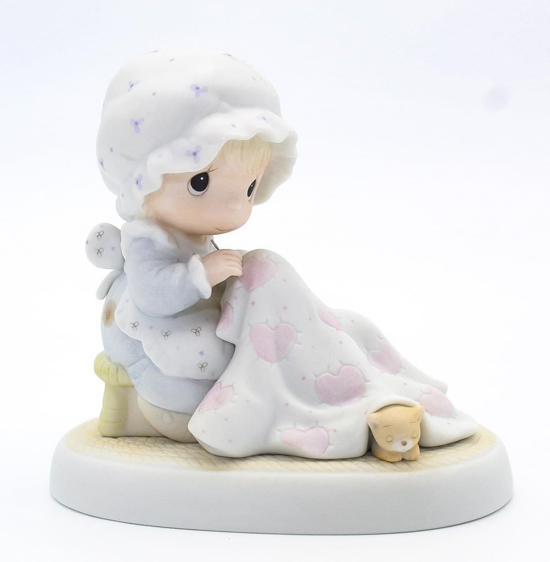 Precious Moments Love Covers All Enesco Porcelain Figurine 1984 - Thumbnail 6