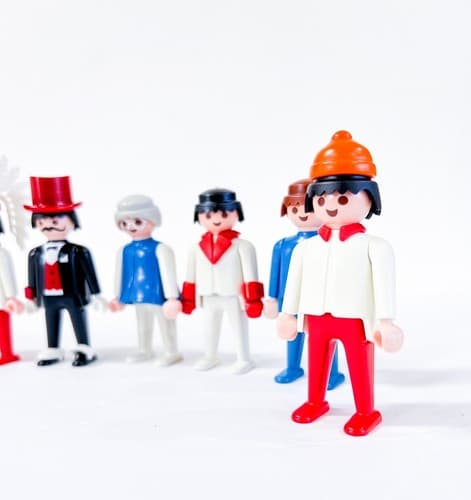 16 Vintage 1974 Playmobil Geobra Plastic People Toy Figurines - Thumbnail 4