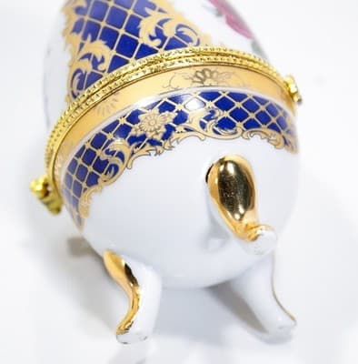 Vintage Hinged Egg Shaped Floral Footed Porcelain Trinket Box - Thumbnail 5