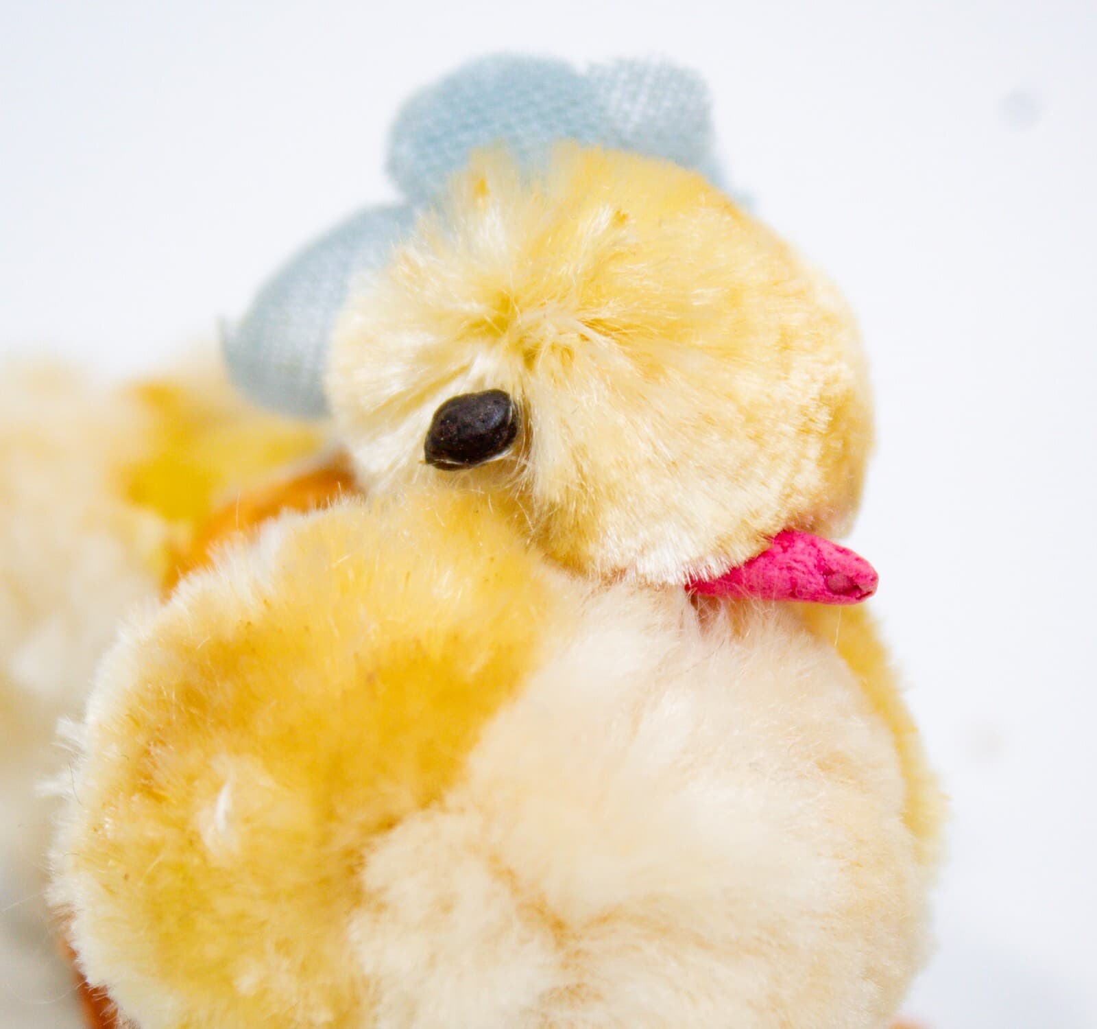 Japanese Vintage Yellow Easter Decoration Pom Pom Chenille Chick w/ Blue Flower - Thumbnail 5