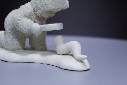 Vintage DEPARTMENT 56 Porcelain Snowbabies "You're As Cute As a Bug" Figurine - Thumbnail 4