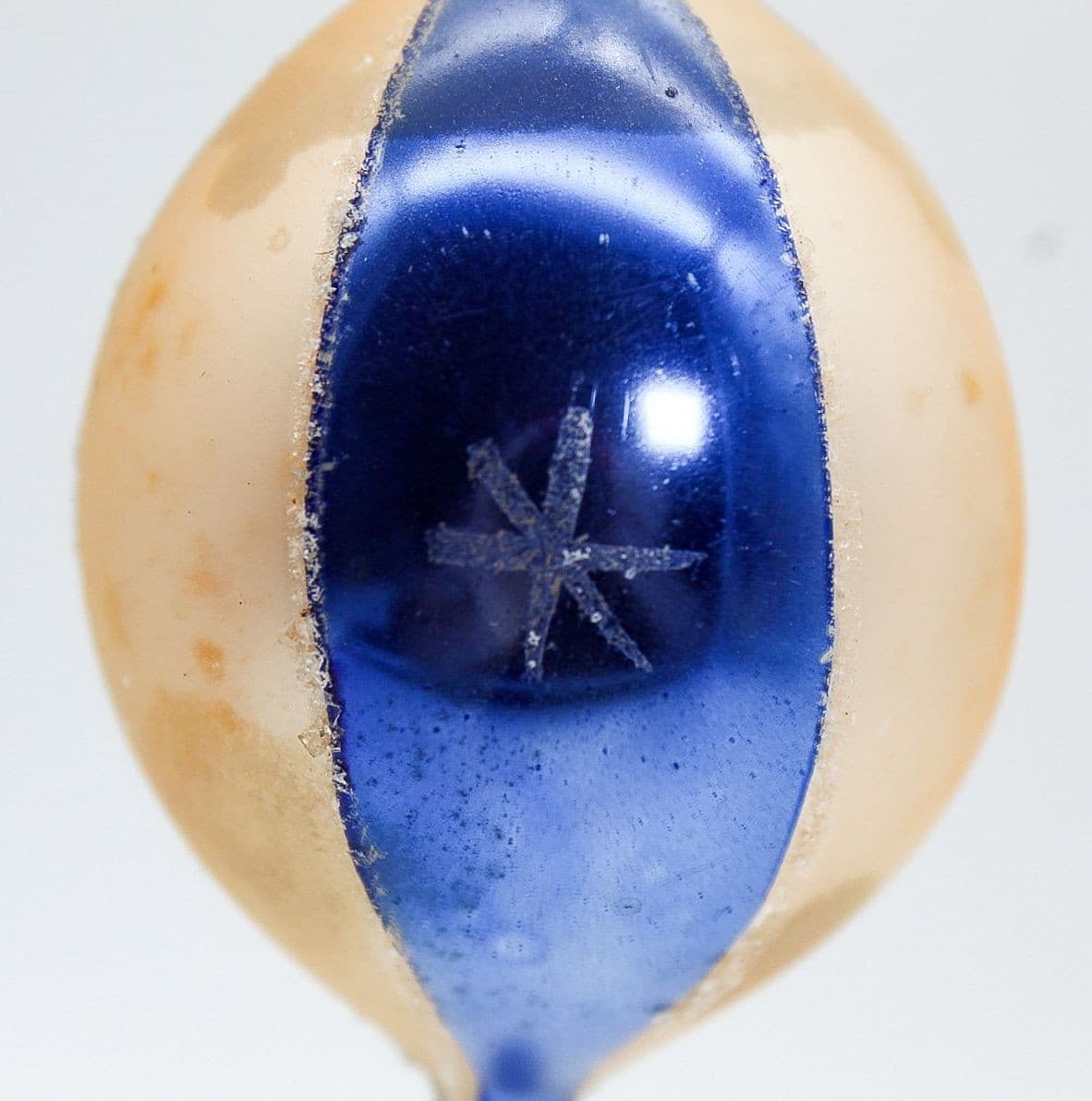 Vtg POLAND Hand Painted Indent Reflector Blue/Beige Glass Christmas Ornament - Thumbnail 5
