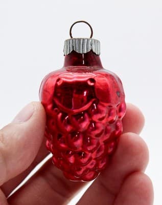Vintage SHINY BRITE Red Grape Cluster Glass Christmas Ornament - Thumbnail 2