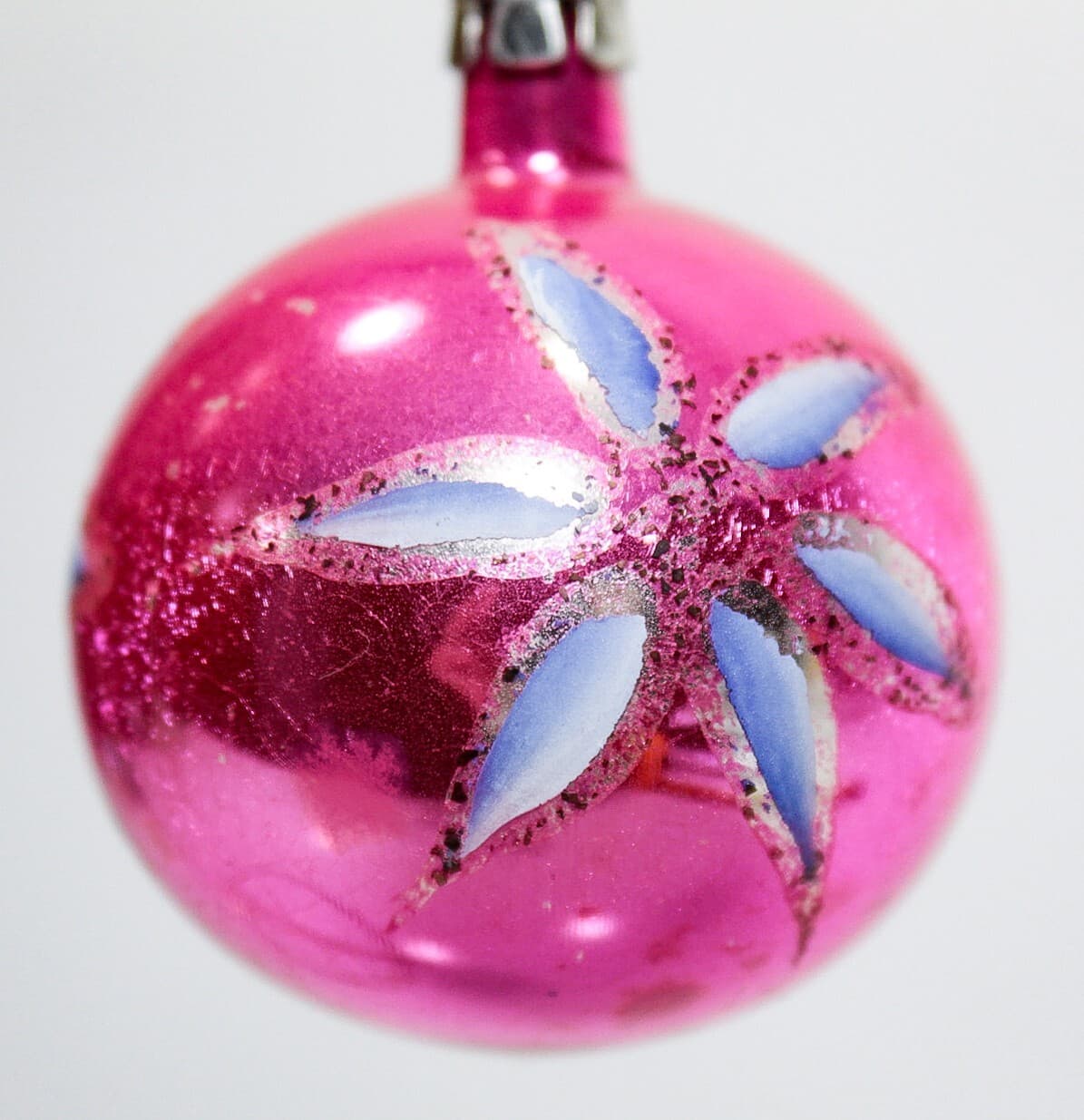 Vintane POLAND Hot Pink Mica Stencil Floral Pattern Glass Christmas Ornament - Thumbnail 2