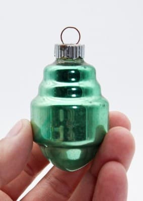 Vintage SHINY BRITE Green Lantern Motif Glass Christmas Ornament - Thumbnail 2