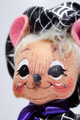 Vintage 2012 ANNALEE Mobilitee SPIDER WEB WITCH MOUSE Halloween Artisan Doll 9" - Thumbnail 2