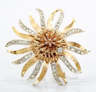 Vintage Designer BSK Pave Crystal Textured Gold Tone Floral Statement Pin Brooch - Thumbnail 5