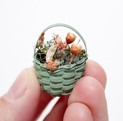 Vintage Artisan Dollhouse Miniature Floral Basket Figurine Accessory - Thumbnail 3