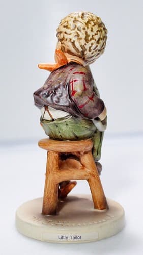 GOEBEL HUMMEL W. Germany "Little Tailor" Hand Painted Porcelain Figurine Vintage - Thumbnail 4