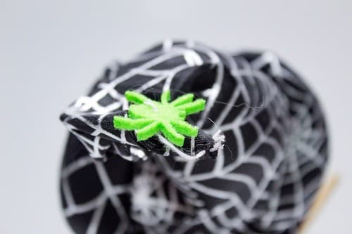 Vintage 2012 ANNALEE Mobilitee SPIDER WEB WITCH MOUSE Halloween Artisan Doll 9" - Thumbnail 6