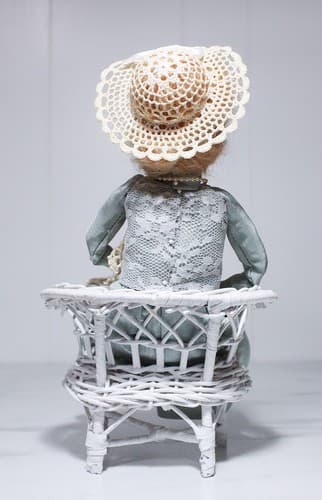 BYER'S CHOICE Carolers Victorian Sitting Lady on Wicker Chair Christmas Figure - Thumbnail 7