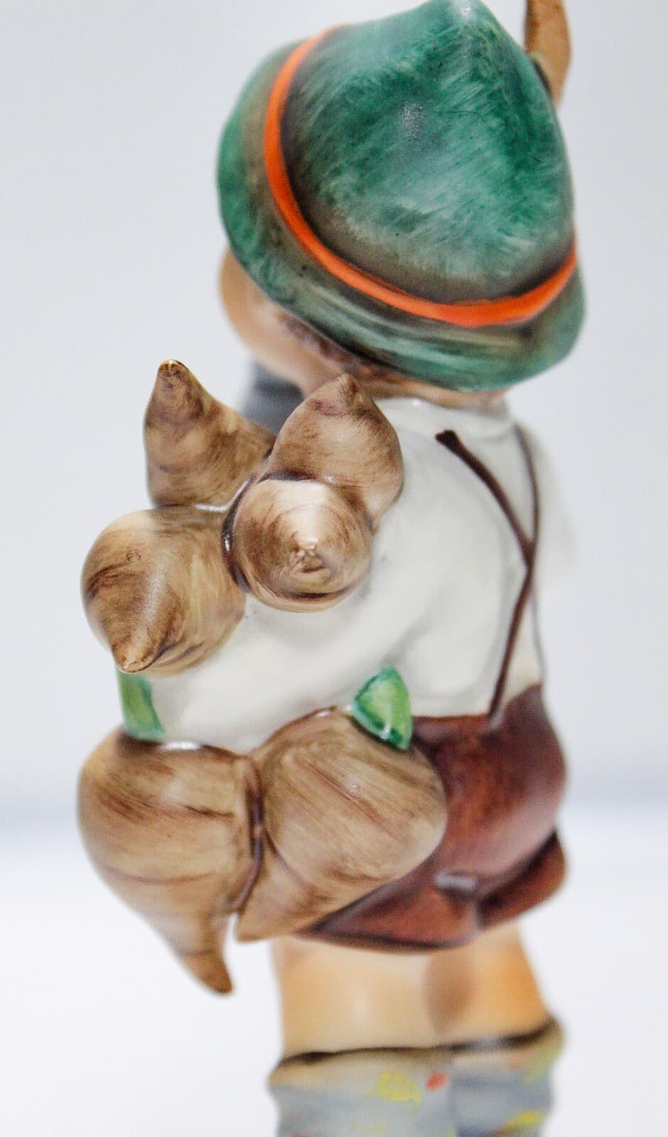 GOEBEL HUMMEL Germany "For Father" Hand Painted Porcelain Figurine TMK6 - Thumbnail 3