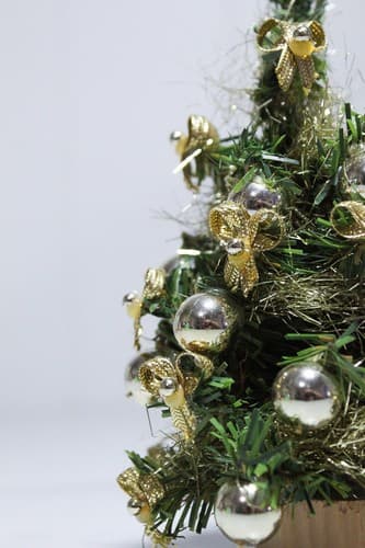 Vintage Artisan Fully Decorated Miniature Dollhouse Christmas Tree on Wood Stand - Thumbnail 4