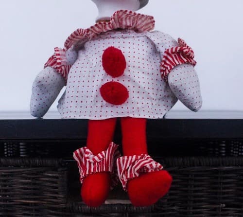 Vintage RARE Mantle Porcelain Musical Clown in Working Condition - Thumbnail 5