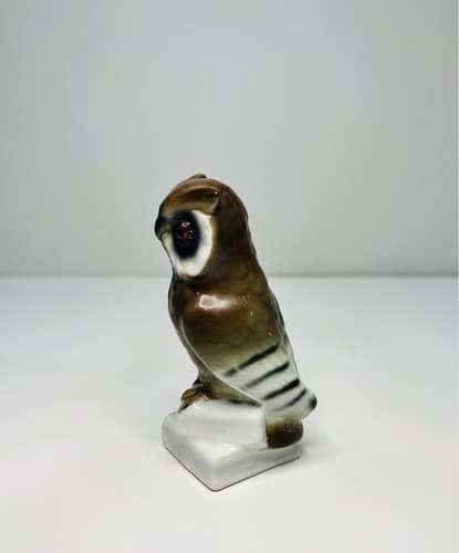 Vintage West Germany Hand Painted Porcelain Owl Figurine - Thumbnail 4