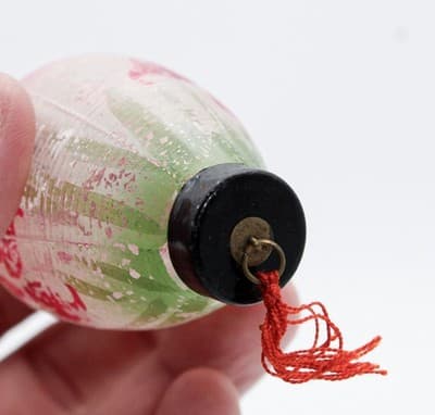 Vintage Chinese Lantern Motif Hand Painted Milk Glass Christmas Light Bulb - Thumbnail 3