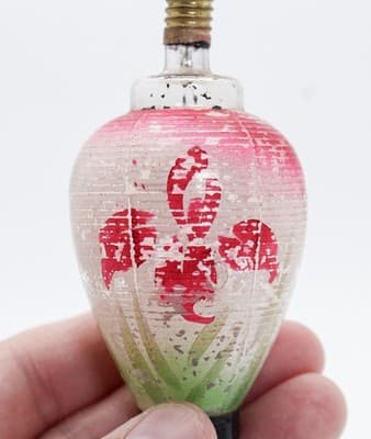 Vintage Chinese Lantern Motif Hand Painted Milk Glass Christmas Light Bulb - Thumbnail 2