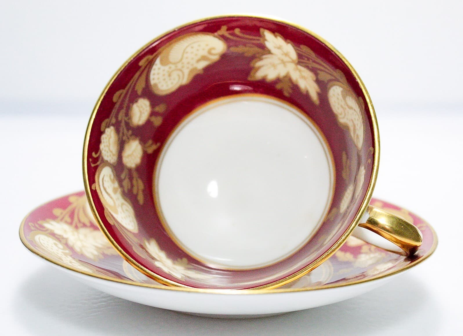 CROWN STAFFORDSHIRE Antique England Fine Bone China Red Floral Cup & Saucer - Thumbnail 4