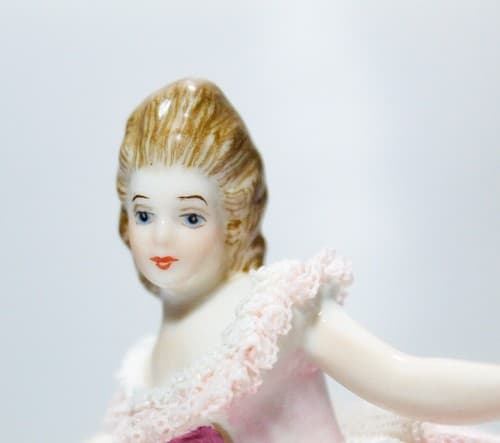 Irish Dresden MULLER VOLKSTEDT "Georgina" Ireland Lace Porcelain Dancer Figurine - Thumbnail 10