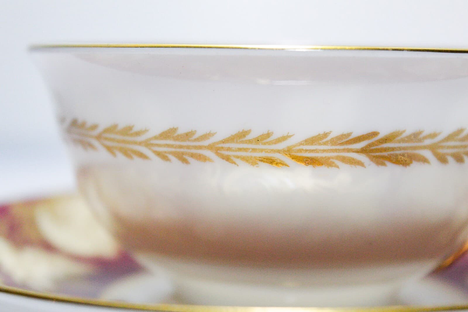 CROWN STAFFORDSHIRE Antique England Fine Bone China Red Floral Cup & Saucer - Thumbnail 3