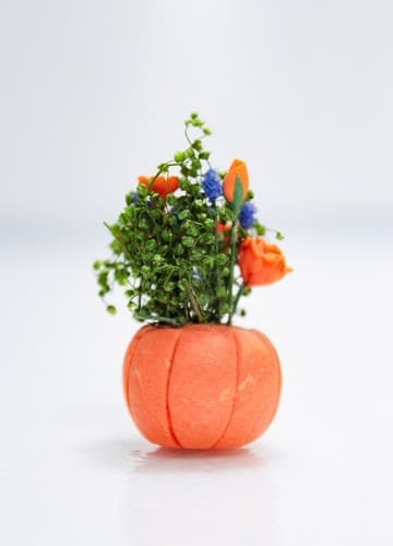 RARE Vintage Dollhouse Miniature Handmade Halloween Pumpkin Floral Decoration - Thumbnail 6