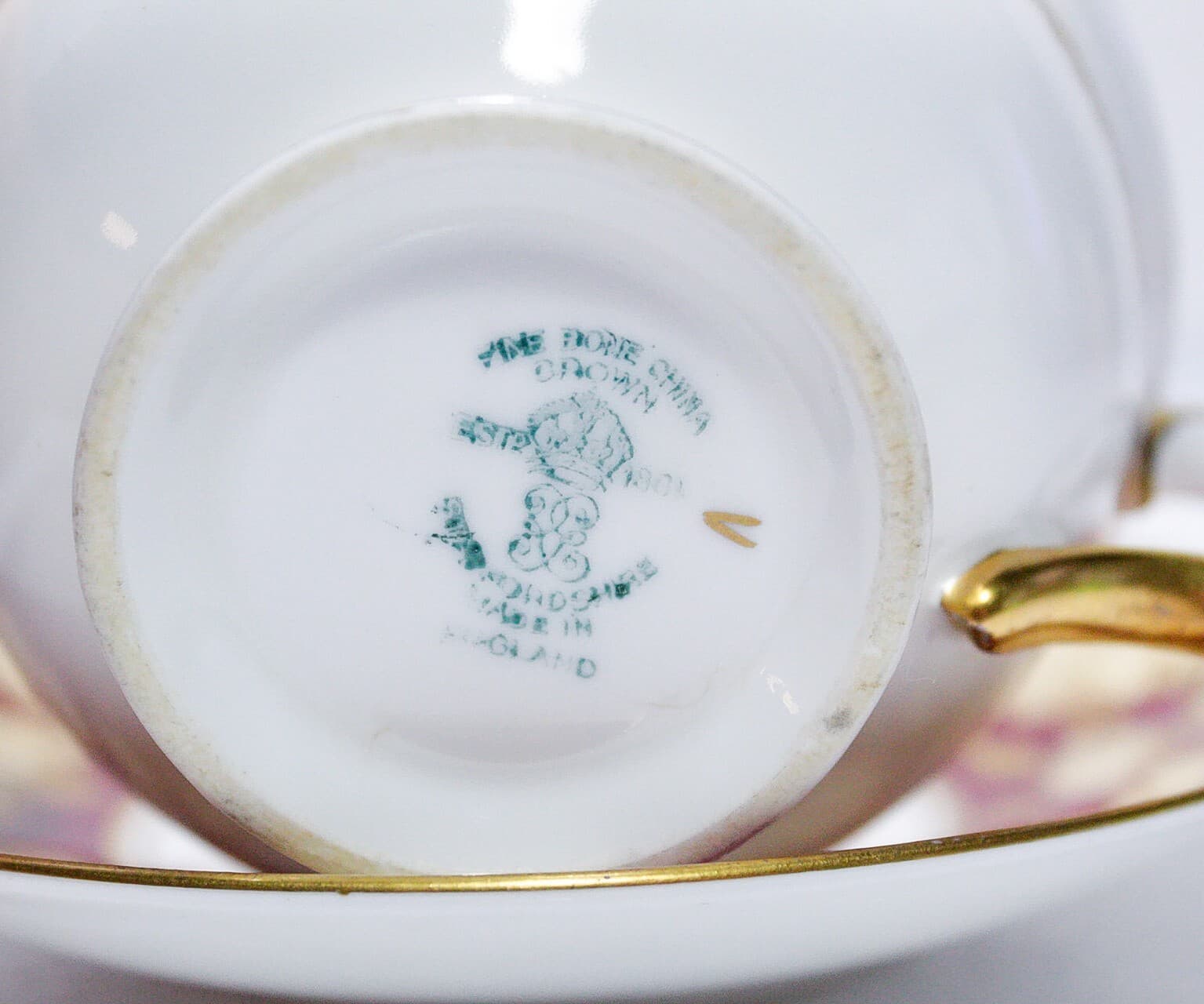 CROWN STAFFORDSHIRE Antique England Fine Bone China Red Floral Cup & Saucer - Thumbnail 5