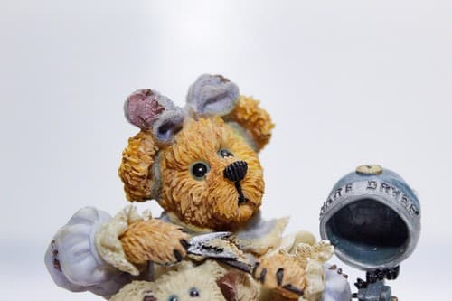 BOYDS BEARS "Don't Ask The Barber Whether You Need A Haircut" #227719 Figurine - Thumbnail 2