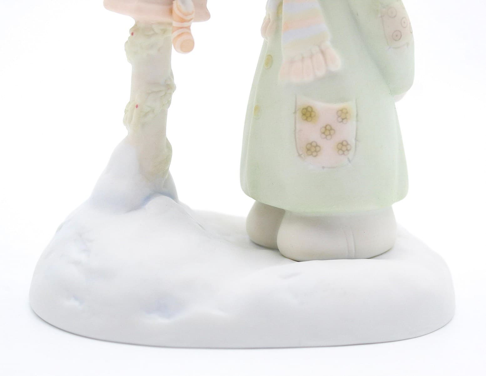 Precious Moments Blessings FRom My House To Yours Enesco Porcelain Figurine 1983 - Thumbnail 4