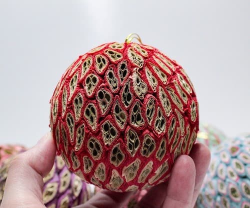 6 RARE Vintage Handcrafted Quilled Paper Multicolor Ball Christmas Ornaments - Thumbnail 5
