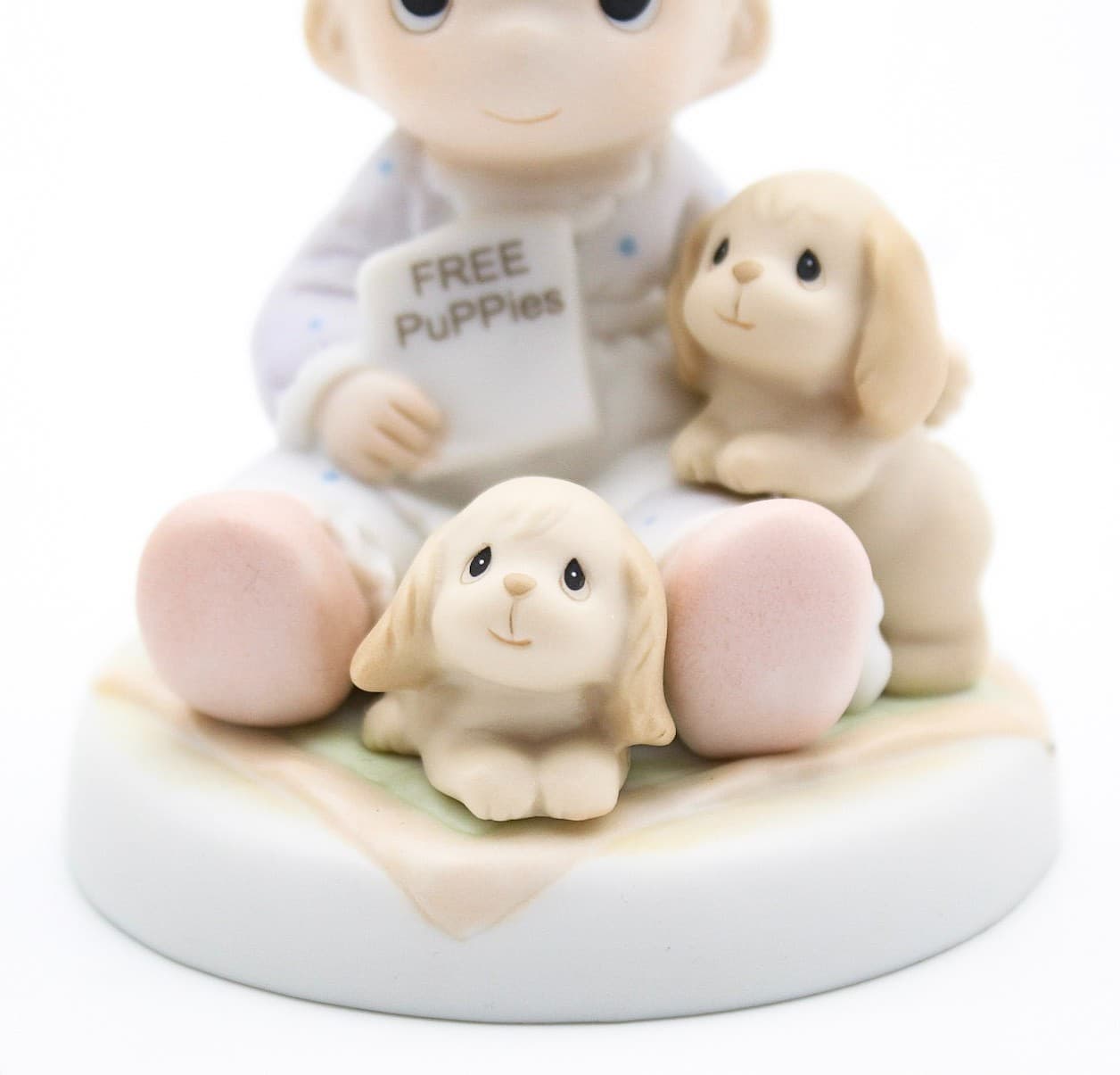 Precious Moments God Loveth A Cheerful Giver Enesco Porcelain Figurine 1996 - Thumbnail 3