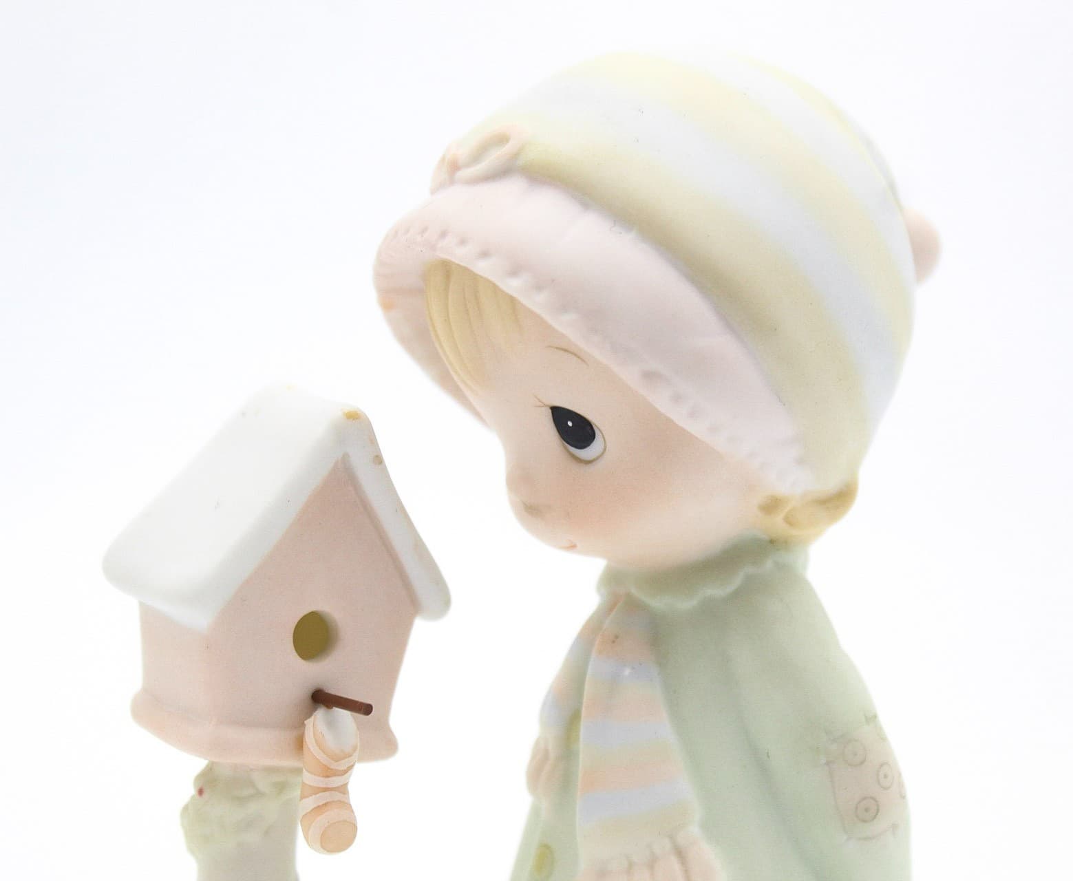 Precious Moments Blessings FRom My House To Yours Enesco Porcelain Figurine 1983 - Thumbnail 2