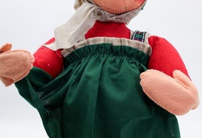 Vtg ANNALEE Mrs. Claus Cooking Apron Artisan Felt Christmas Doll 17" w/Tag - Thumbnail 5