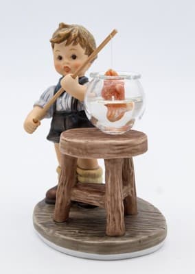 Berta Hummel Goebel My First Catch BH 256 Porcelain Figurine Vintage 2003 - Thumbnail 6