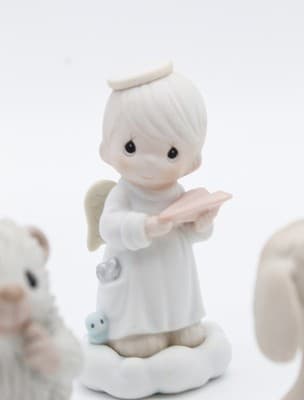 Lot of 7 Vintage PRECIOUS MOMENTS Assorted Porcelains Figurines By Enesco - Thumbnail 3