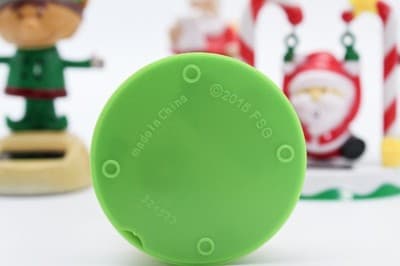Lot of 5 Vintage Solar Powered Dancing Christmas Theme Plastic Figurine Toys - Thumbnail 8