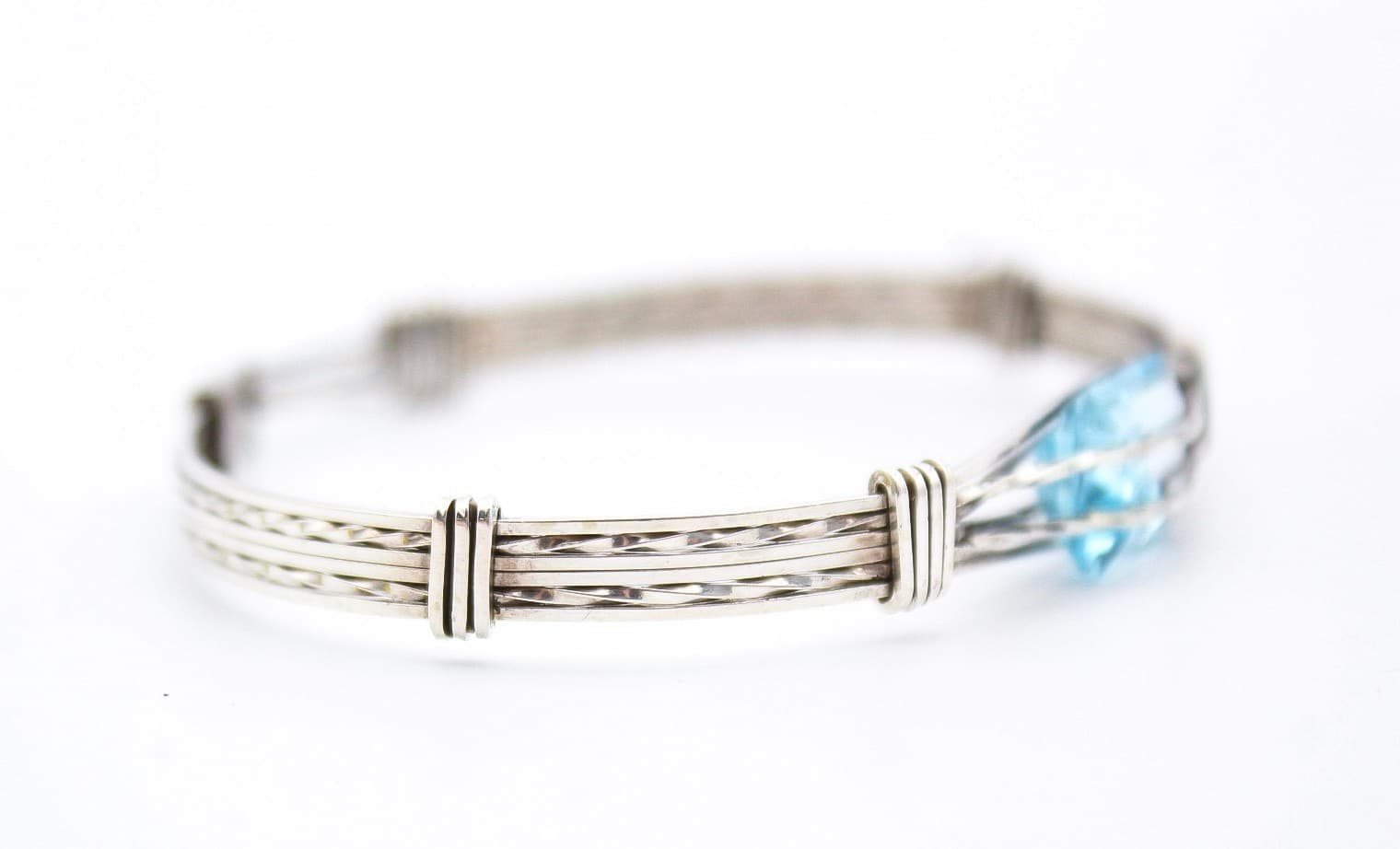 Sterling Silver Sky Blue Topaz Emerald Cut Hand Crafted Toggle Cuff Bracelet - Thumbnail 7