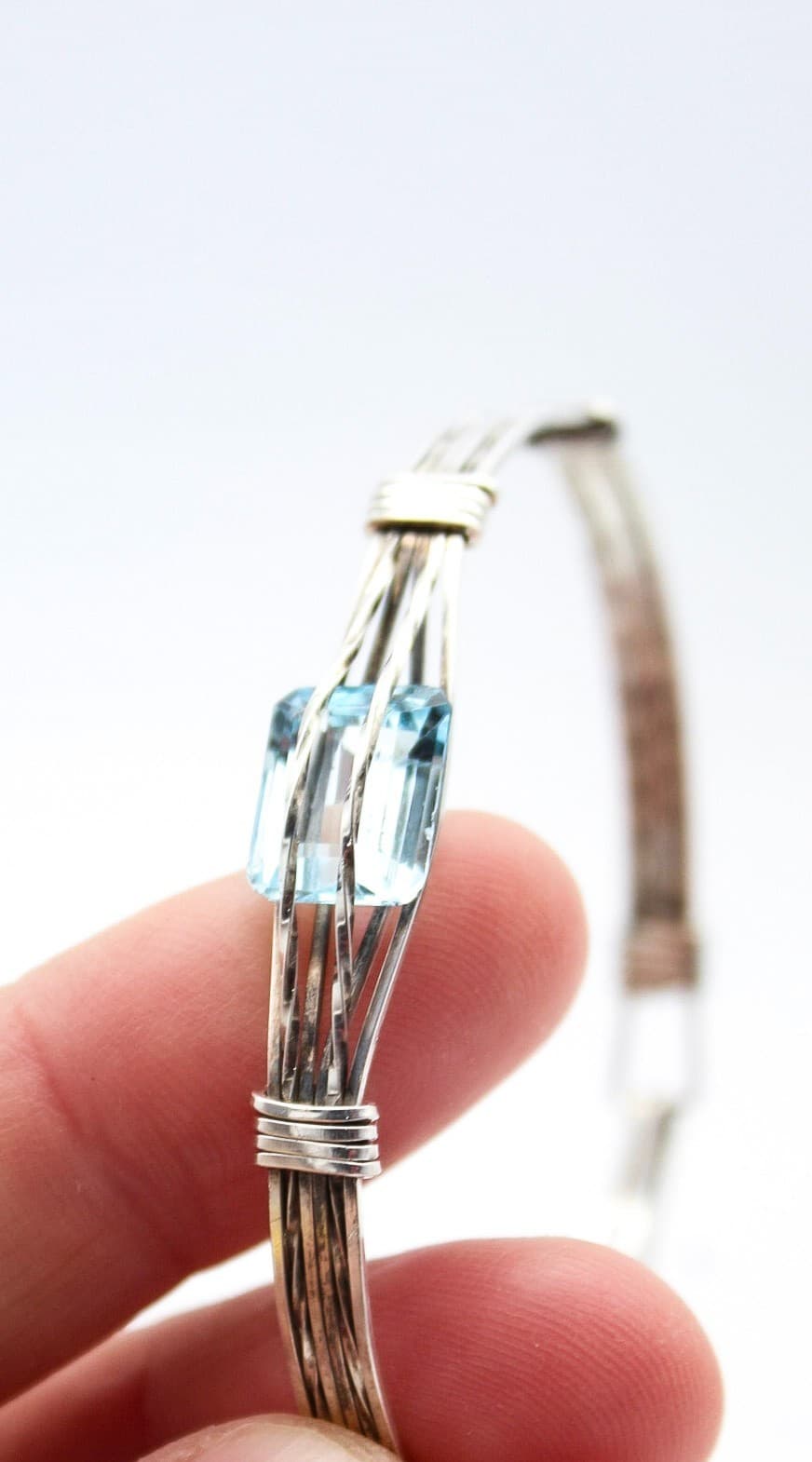 Sterling Silver Sky Blue Topaz Emerald Cut Hand Crafted Toggle Cuff Bracelet - Thumbnail 4