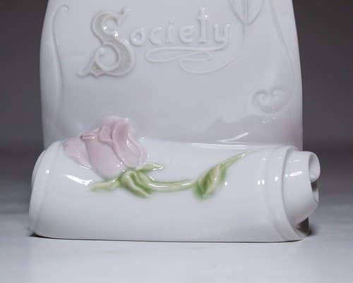 Vintage LLADRO Society Scroll Bird & Floral Motif Porcelain Figure Sign - Thumbnail 4