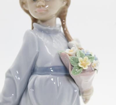 Vtg LLADRO Spain "School Days" Girl Glazed Porcelain Figurine Retired - Thumbnail 3