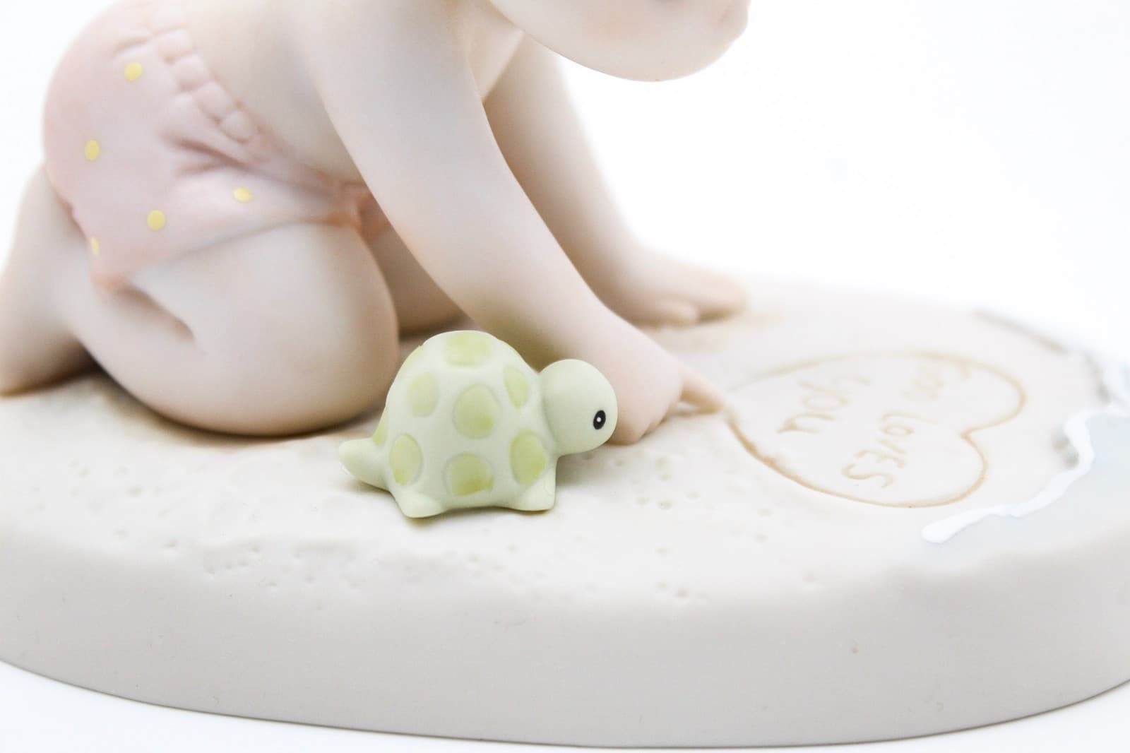 Precious Moments Love Letters In The Sand Enesco Porcelain Figurine 1996 - Thumbnail 4